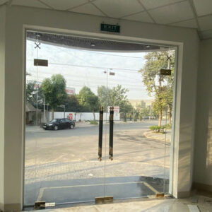 Mẫu cửa kính cường lực CL05