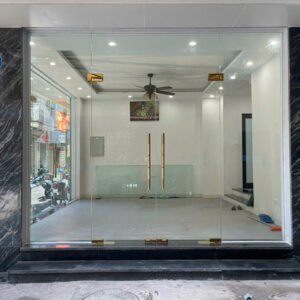 Mẫu cửa kính cường lực CL06
