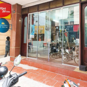 Cửa kính lùa ray nhôm CRN05