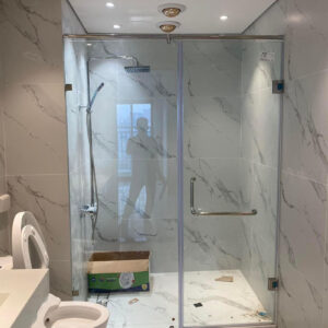 Vách tắm kính 180 độ